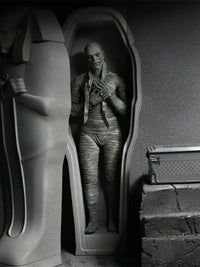MUMMY ULTIMATE UNIVERSAL MONSTERS 7" FIGURE (BLACK &amp; WHITE)