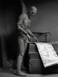 MUMMY ULTIMATE UNIVERSAL MONSTERS 7" FIGURE (BLACK &amp; WHITE) - Packaging