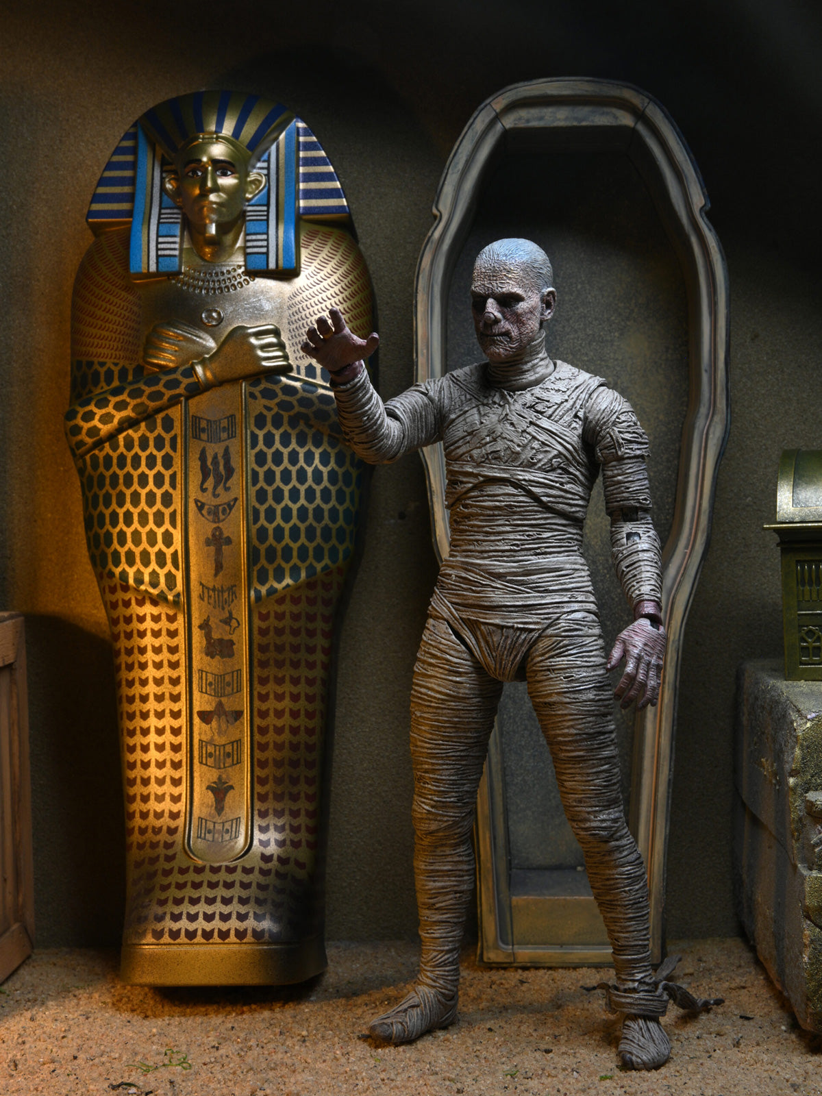 THE MUMMY - UNIVERSAL MONSTERS ACCESSORY SET