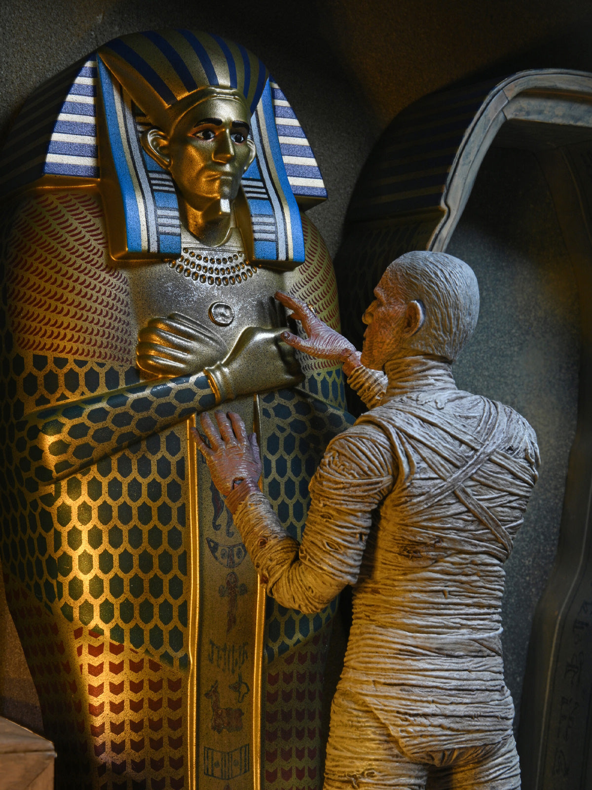 THE MUMMY - UNIVERSAL MONSTERS ACCESSORY SET