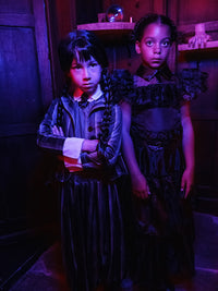 WEDNESDAY RAVE'N DELUXE COSTUME, CHILD - Packaging