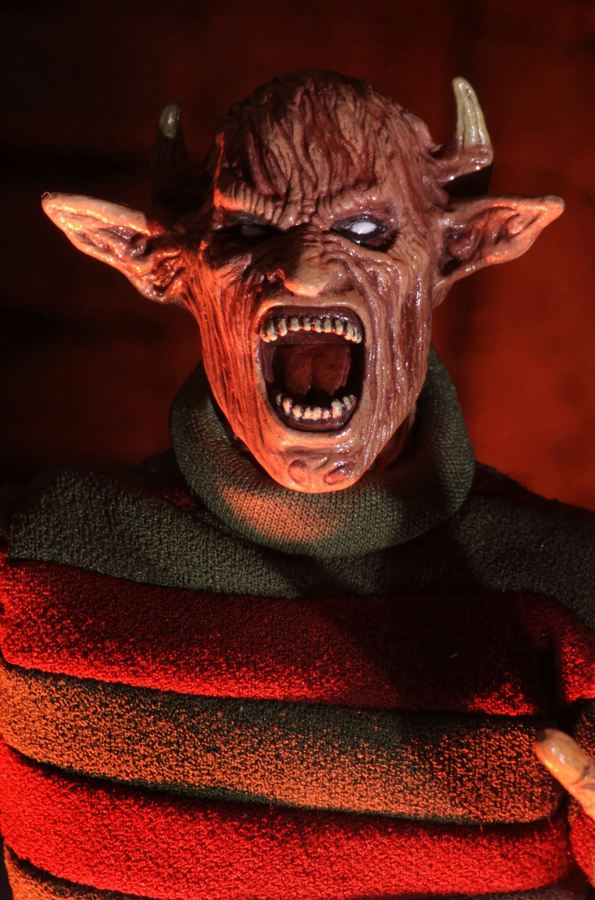NIGHTMARE ON ELM STREET - FREDDY 8" CLOTHED FIGURE