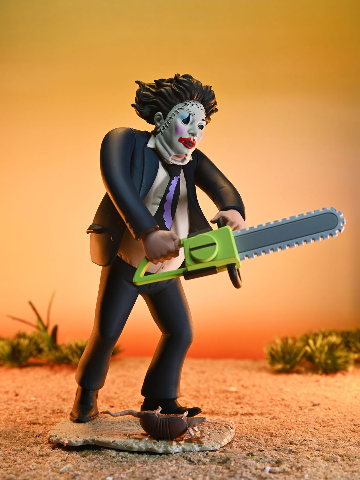TEXAS CHAINSAW MASSACRE - TOONY TERRORS 50TH ANNIV. PRETTY WOMAN LEATHERFACE- 6" SCALE ACTION FIGURE - Back
