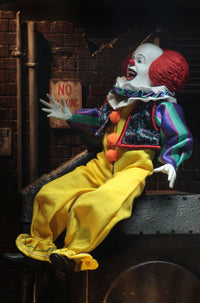 'IT' 1990 MOVIE PENNYWISE 8" CLOTHED ACTION FIGURE - Side
