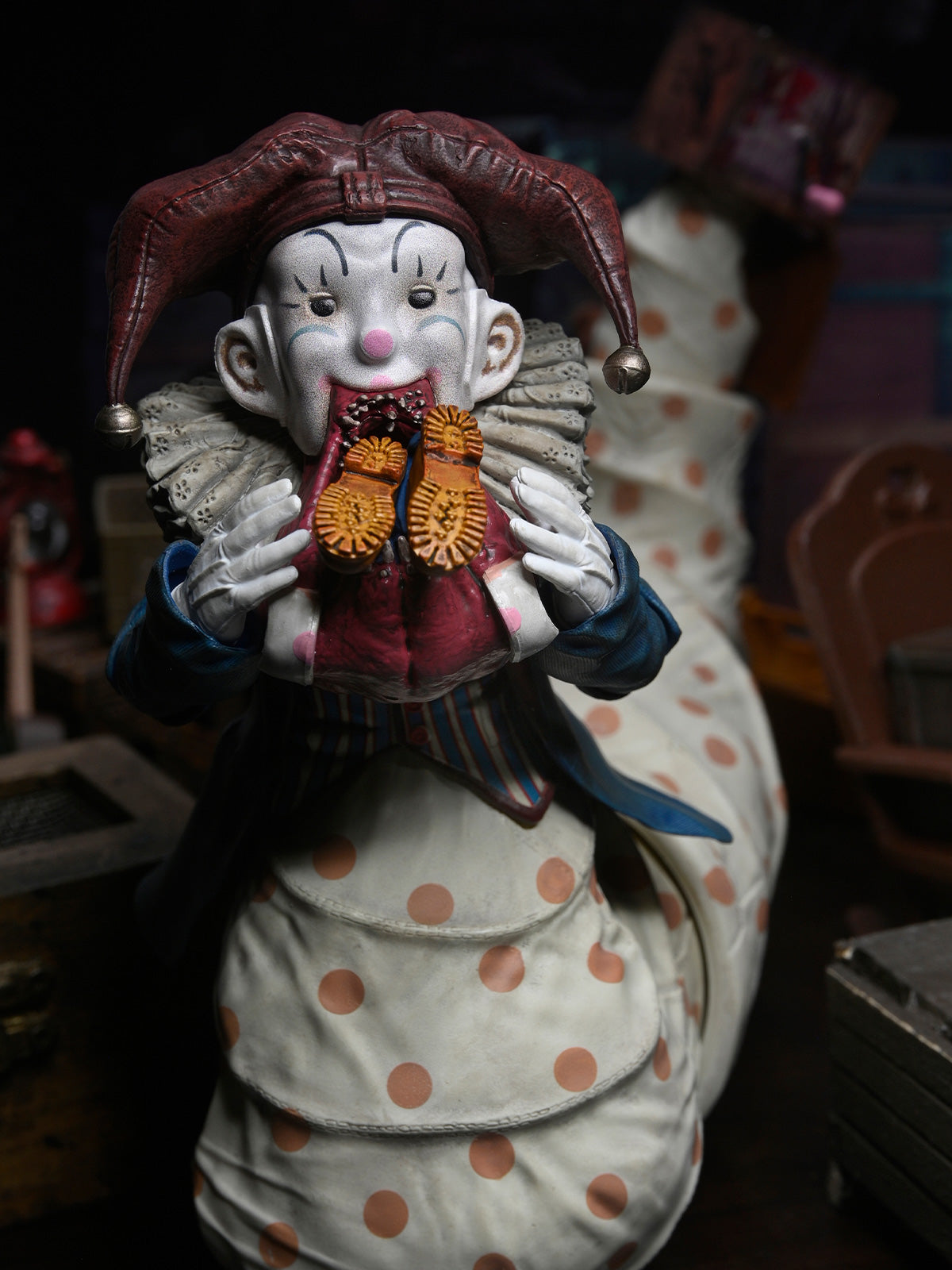 KRAMPUS DER KLOWN DELUXE - 7" SCALE ACTION FIGURE - Back