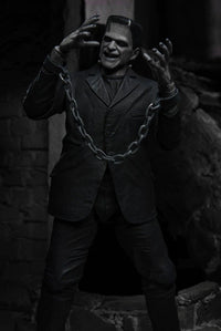 FRANKENSTEIN'S MONSTER - UNIVERSAL 7" SCALE ACTION FIGURE - Side