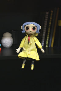 CORALINE DOLL COLLECTIBLE - Packaging