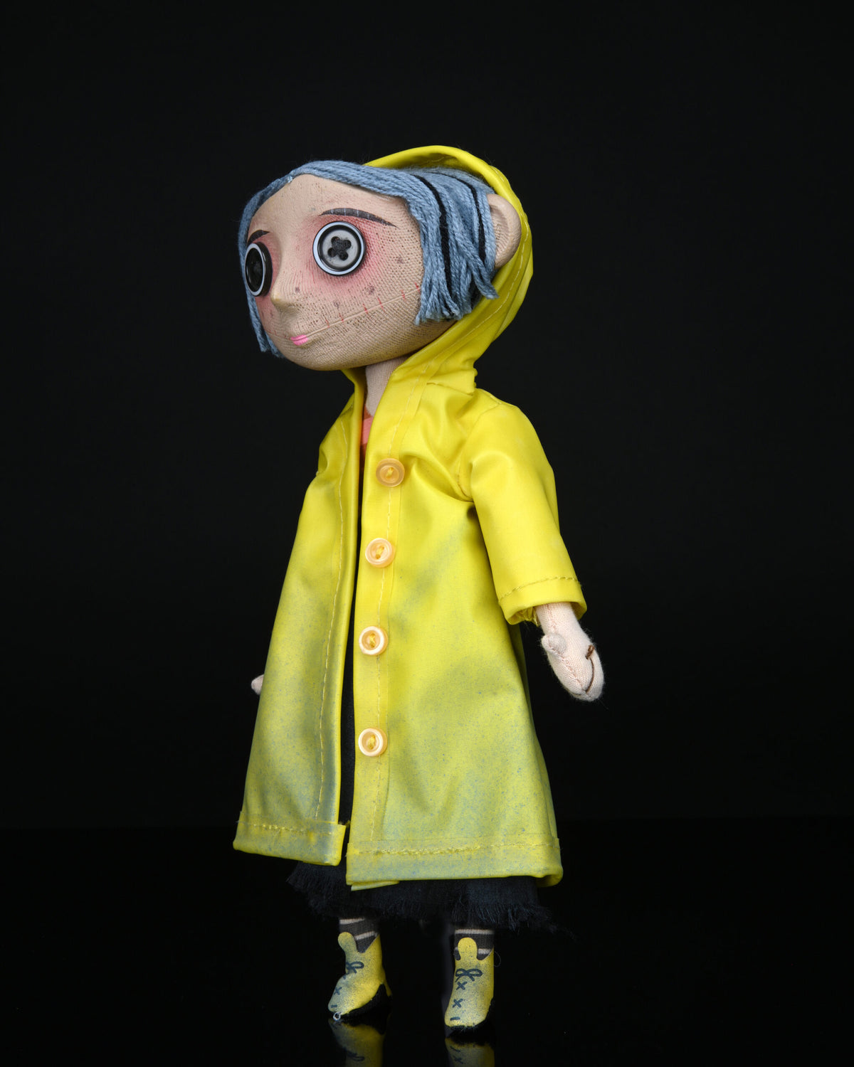 CORALINE DOLL COLLECTIBLE - Side
