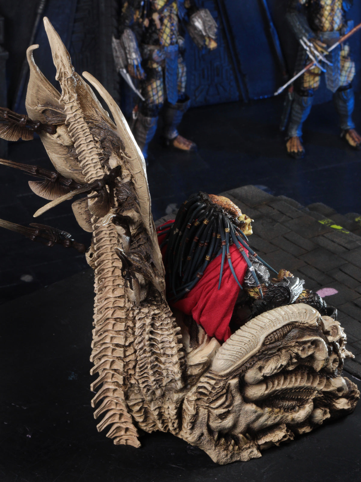 PREDATOR THRONE DIORAMA ELEMENT