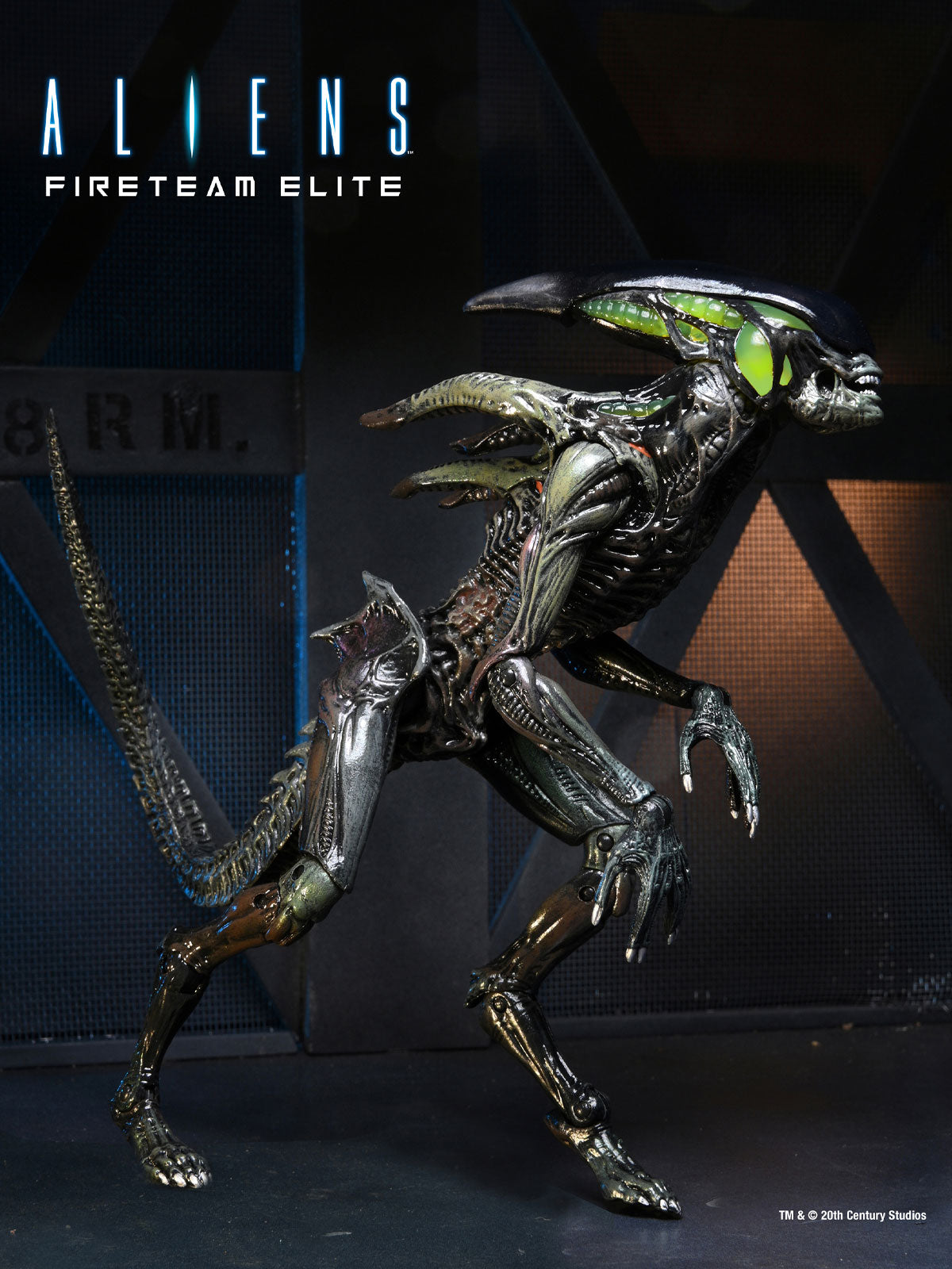 ALIENS FIRETEAM ELITE SPITTER 7" ACTION FIGURE - Side