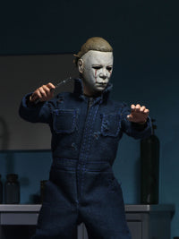 HALLOWEEN 2: MICHAEL MYERS 8" SCALE CLOTHED FIGURE - Side