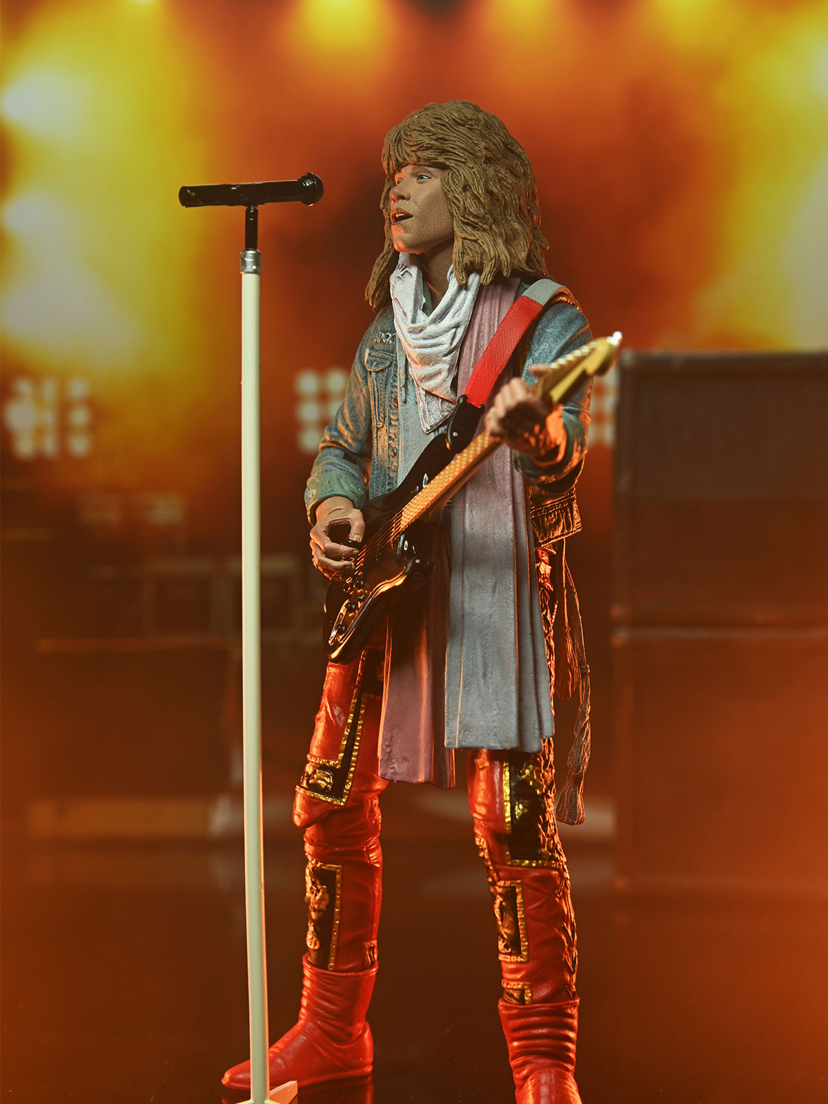 JON BON JOVI ULTIMATE 'SLIPPERY WHEN WET' 7" SCALE ACTION FIGURE - Side