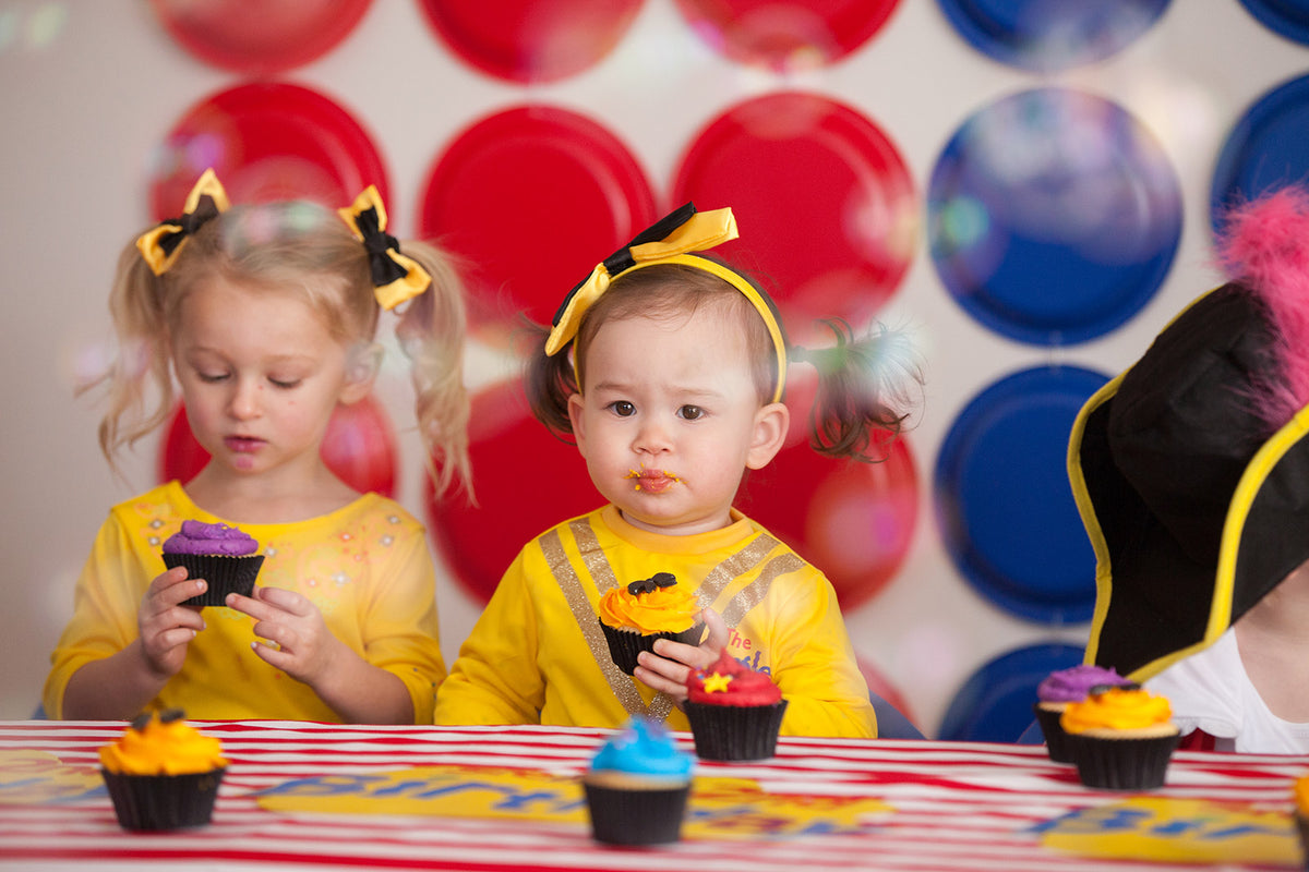 THE WIGGLES YELLOW HEADBAND &amp; SHOE BOWS - CHILD