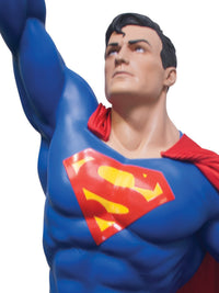 SUPERMAN TAKES FLIGHT STATUE  - COLLECTOR'S ITEM - Back