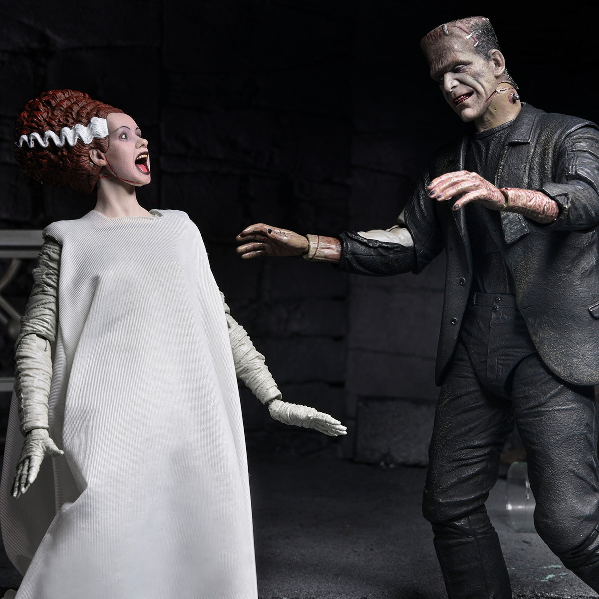 UNIVERSAL MONSTERS X BRIDE OF FRANKENSTEIN 90TH ANNIVERSARY: THE MONSTER &amp; HIS MATE 2PK 7" FIGURES - Back