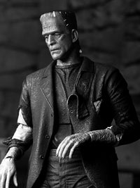 FRANKENSTEIN'S BRIDE - ULTIMATE MONSTERS (B&amp;W) - UNIVERSAL MONSTERS 7" SCALE ACTION FIGURE