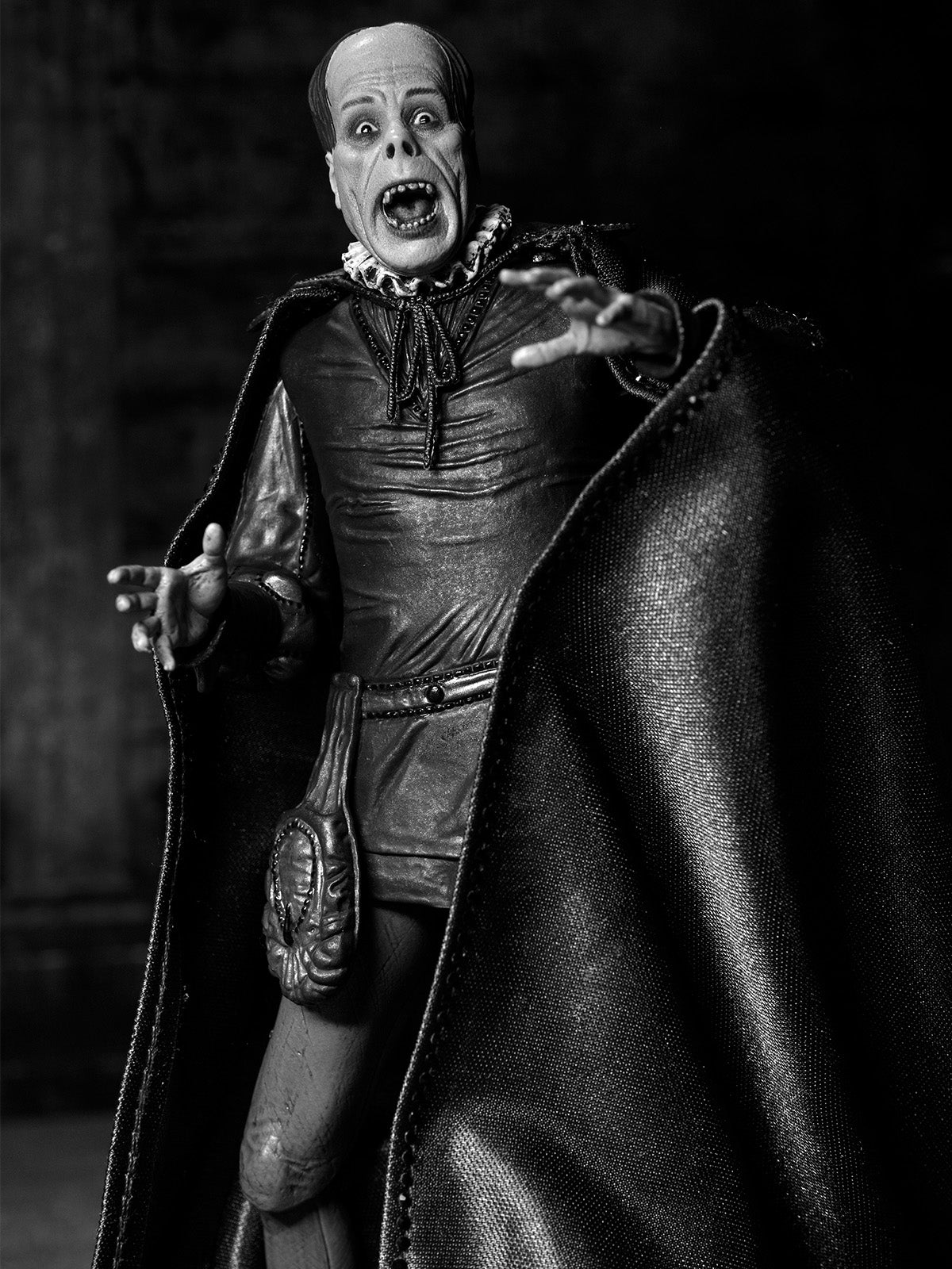 PHANTOM OF THE OPERA (1925) ULTIMATE PHANTOM "MASQUE OF THE RED DEATH" - 7" SCALE FIGURE (B&amp;W) - Back