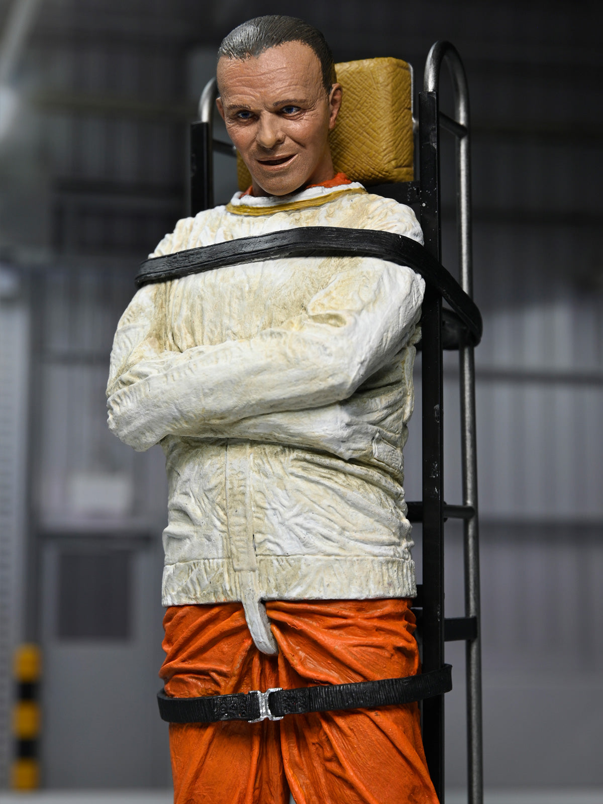 SILENCE OF THE LAMBS - DR. HANNIBAL LECTER (MASKED) 7" SCALE ACTION FIGURE - Side