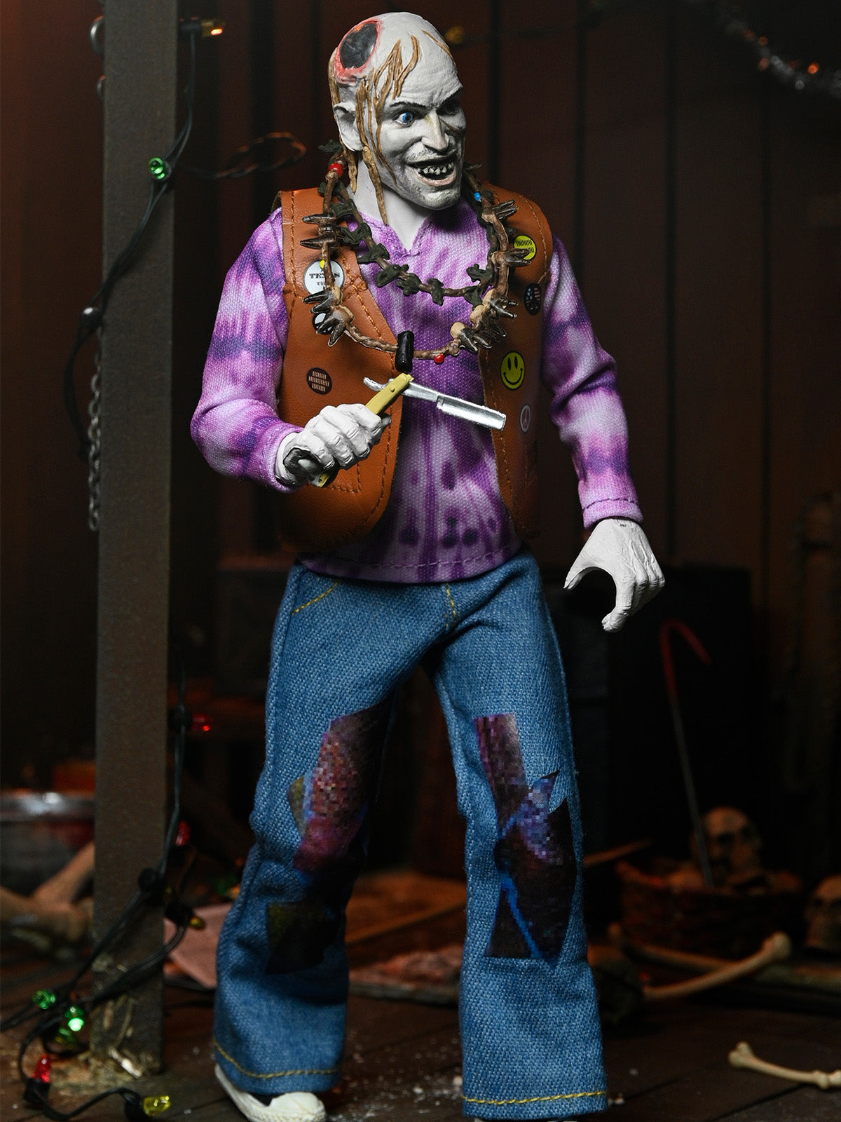 TEXAS CHAINSAW MASSACRE 2 - CHOP TOP 8" CLOTHED FIGURE - Packaging