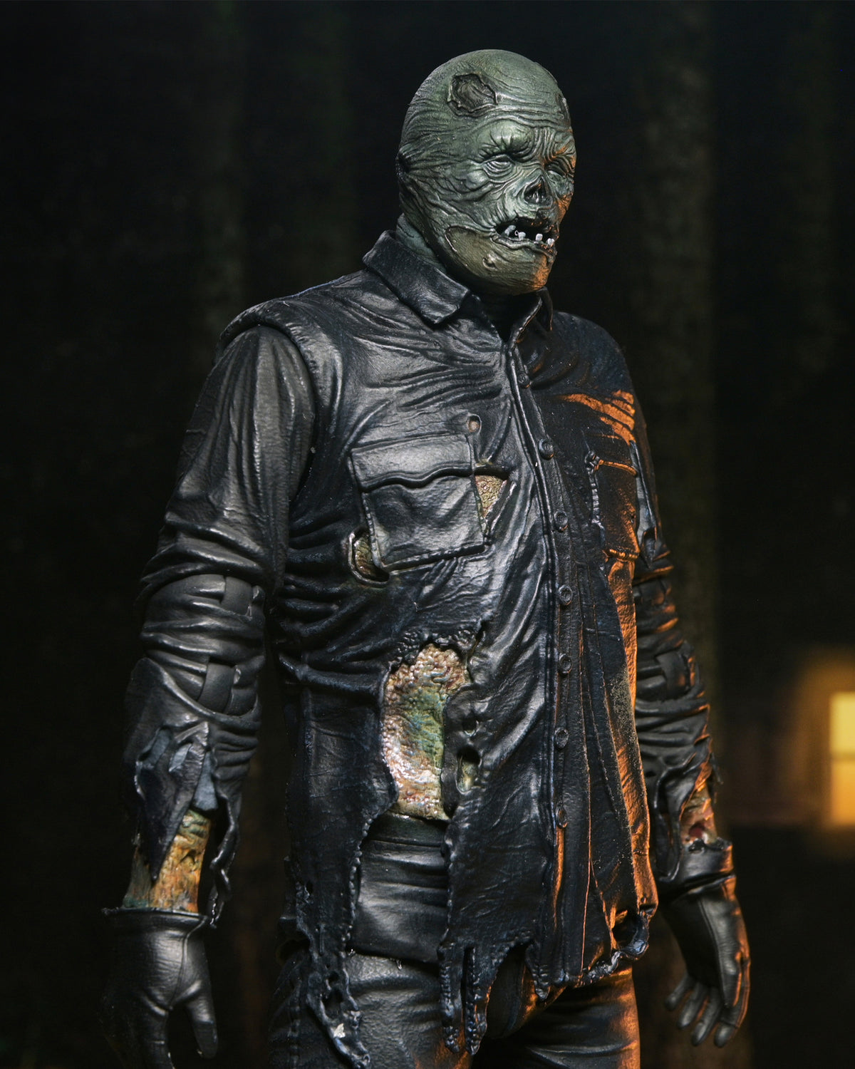 FRIDAY THE 13TH THE GAME - PART 8 JASON 7" SCALE ACTION FIGURE
