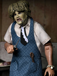 TEXAS CHAINSAW MASSACRE LEATHERFACE WITH OLD LADY MASK - 8" CLOTHED ACTION FIGURE (WINDOW BOX) - Side