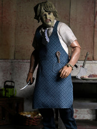 TEXAS CHAINSAW MASSACRE LEATHERFACE WITH OLD LADY MASK - 8" CLOTHED ACTION FIGURE (WINDOW BOX) - Packaging