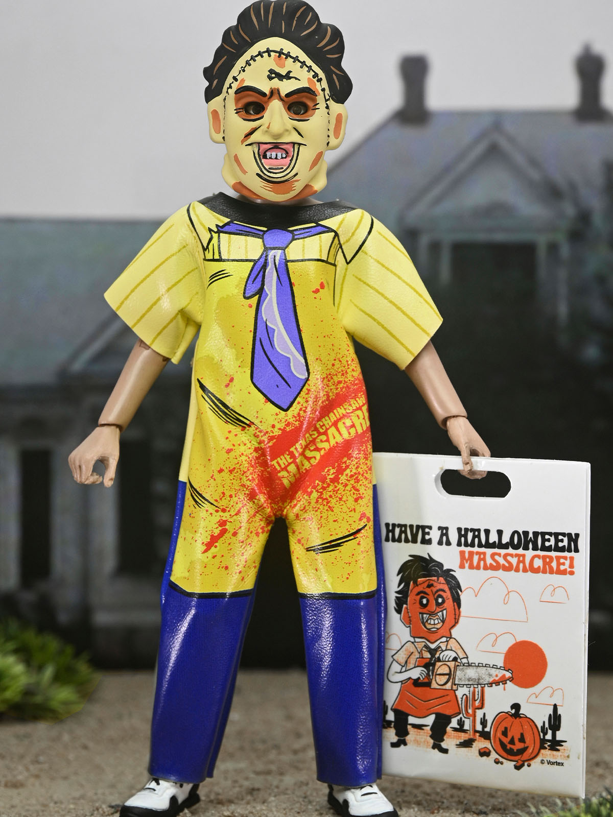 BEN COOPER X TEXAS CHAINSAW MASSACRE 6" CLOTHED FIGURE - LEATHERFACE - Side