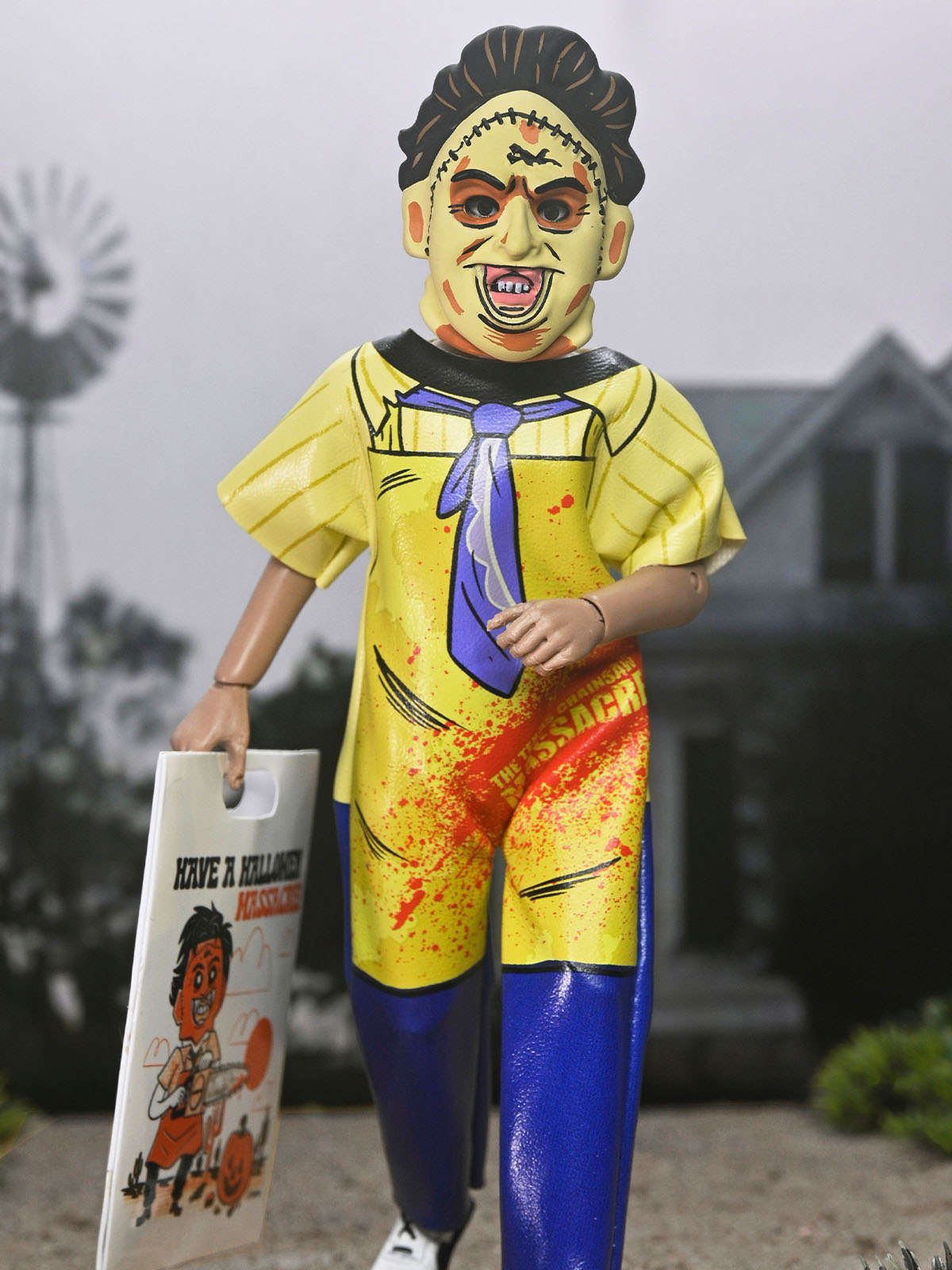 BEN COOPER X TEXAS CHAINSAW MASSACRE 6" CLOTHED FIGURE - LEATHERFACE - Back