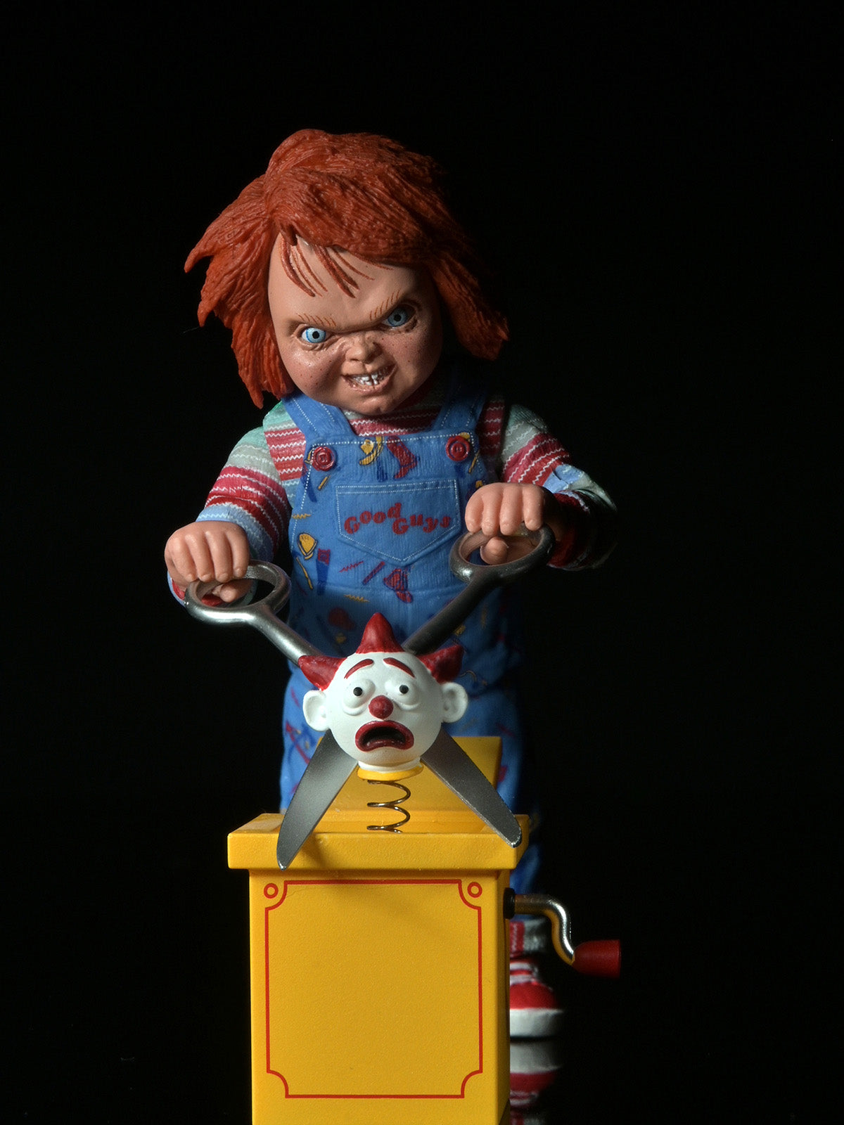 CHILD'S PLAY 2 - ULTIMATE CHUCKY 7" SCALE ACTION FIGURE - Back