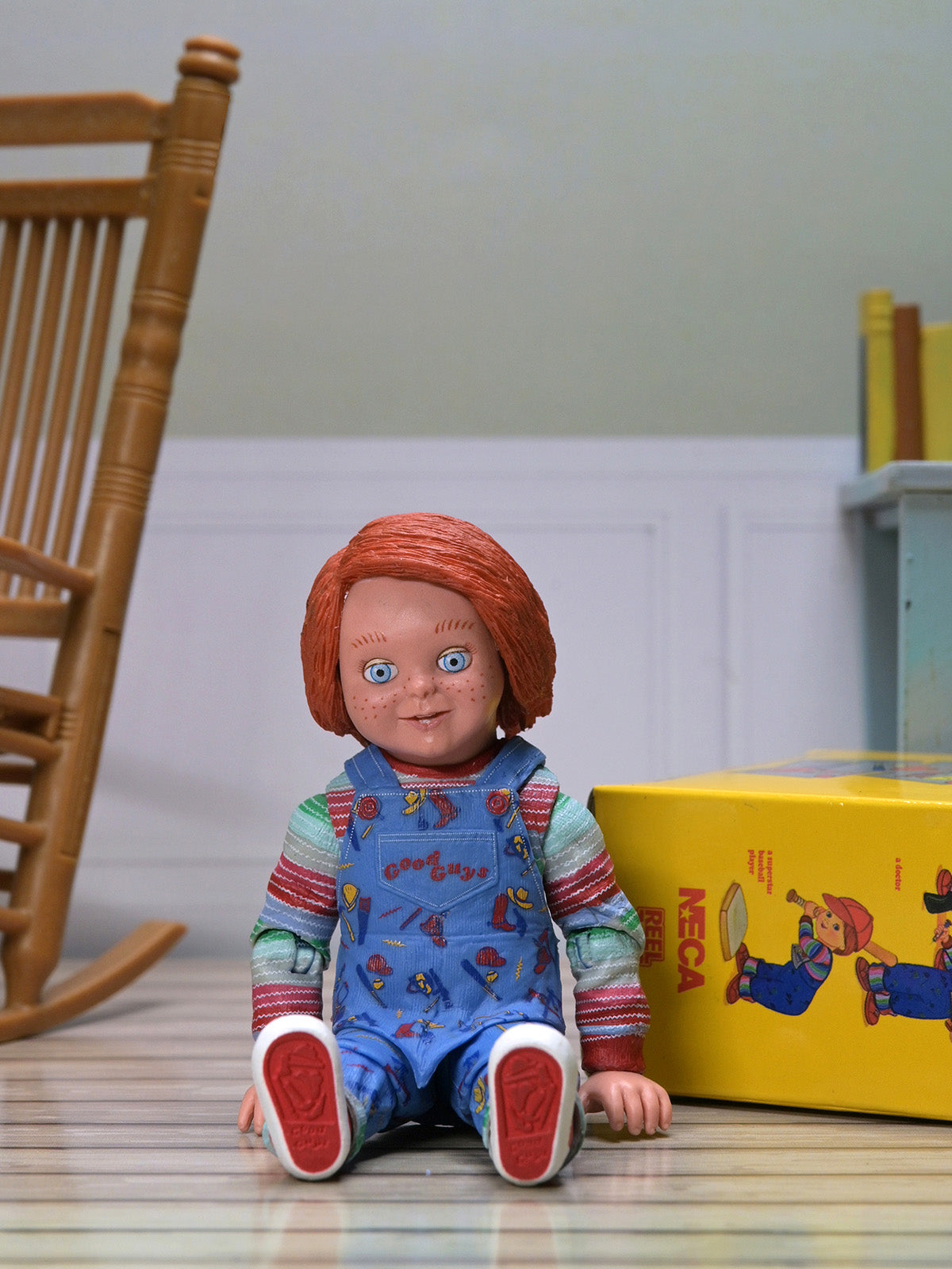 CHILD'S PLAY 2 - ULTIMATE CHUCKY 7" SCALE ACTION FIGURE