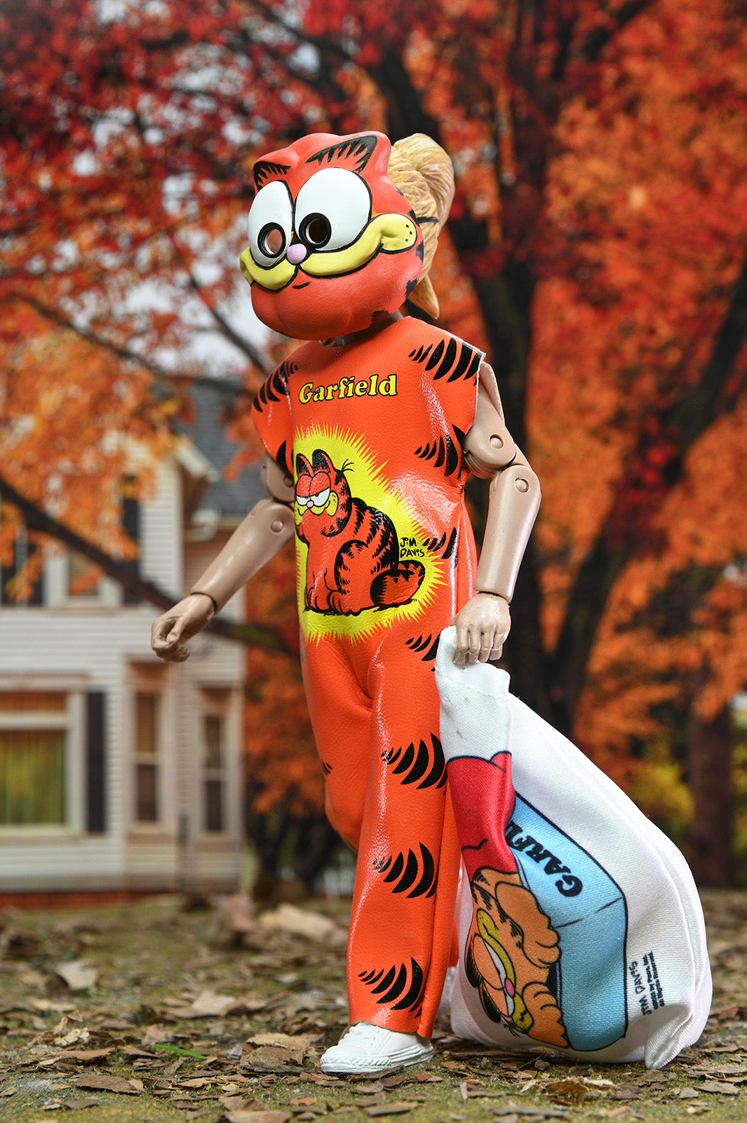 BEN COOPER  6" CLOTHED FIGURE - COSTUME SERIES 8: 80'S AT 8 GARFIELD - Side