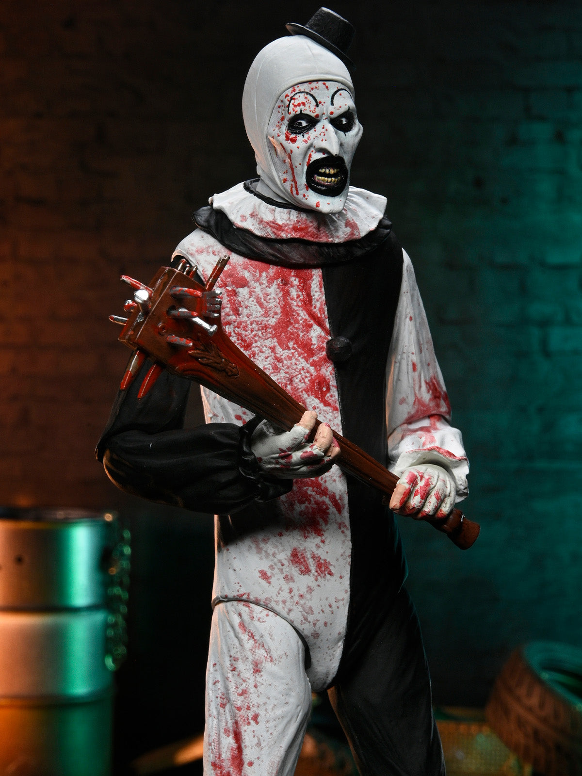 TERRIFIER - ULTIMATE ART THE CLOWN (BLOOD SPLATTERED) - 7" SCALE ACTION FIGURE