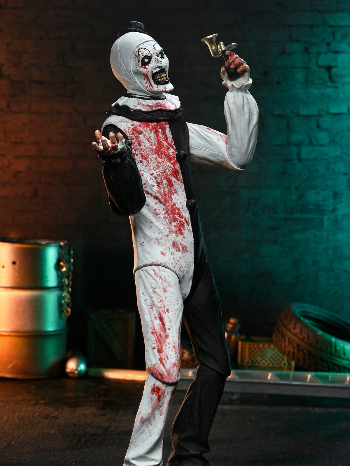 TERRIFIER - ULTIMATE ART THE CLOWN (BLOOD SPLATTERED) - 7" SCALE ACTION FIGURE