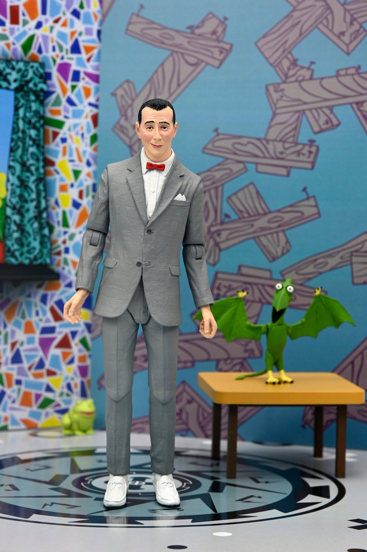 PEE-WEE HERMAN - ULTIMATE PEE-WEE HERMAN - 7" SCALE ACTION FIGURE - Side