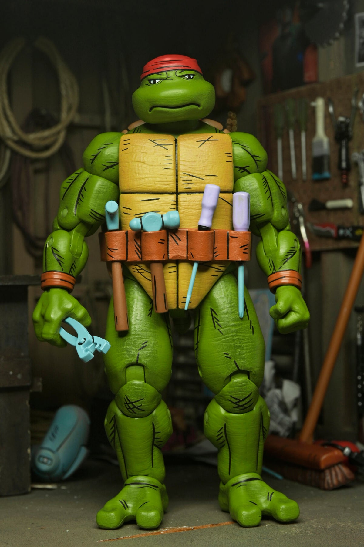 TMNT (MIRAGE COMICS) HANDYMAN DONATELLO - 7" SCALE ACTION FIGURE - Packaging