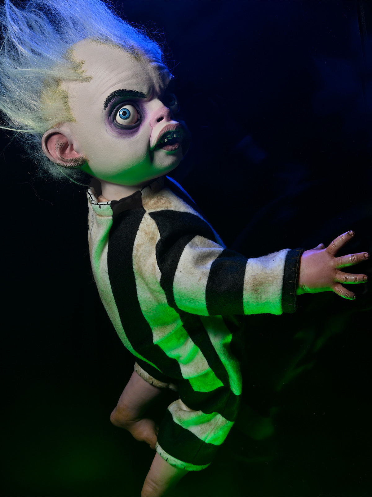 BEETLEJUICE BEETLEJUICE - BABY BEETLEJUICE 1:1 PROP REPLICA - Back