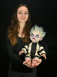 BEETLEJUICE BEETLEJUICE - BABY BEETLEJUICE 1:1 PROP REPLICA - Packaging