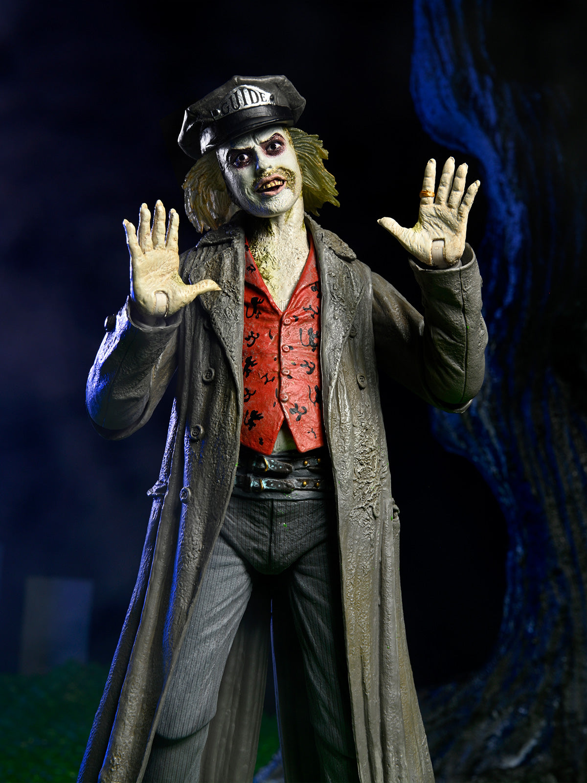 BEETLEJUICE (1988) - ULTIMATE BEETLEJUICE TOUR GUIDE 'THE BIO-EXORCIST' - 7" SCALE ACTION FIGURE - Side
