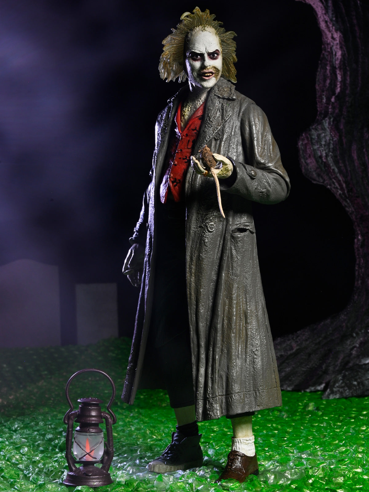 BEETLEJUICE (1988) - ULTIMATE BEETLEJUICE TOUR GUIDE 'THE BIO-EXORCIST' - 7" SCALE ACTION FIGURE