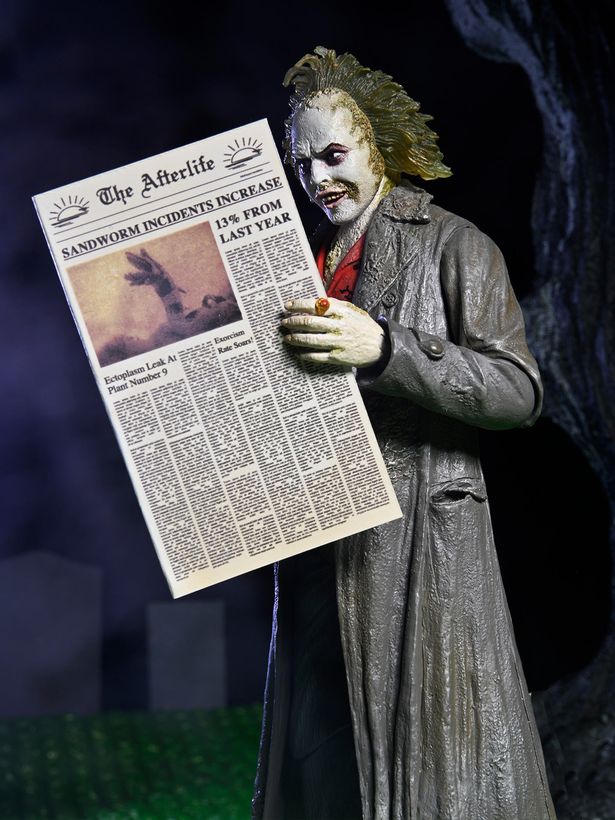 BEETLEJUICE (1988) - ULTIMATE BEETLEJUICE TOUR GUIDE 'THE BIO-EXORCIST' - 7" SCALE ACTION FIGURE