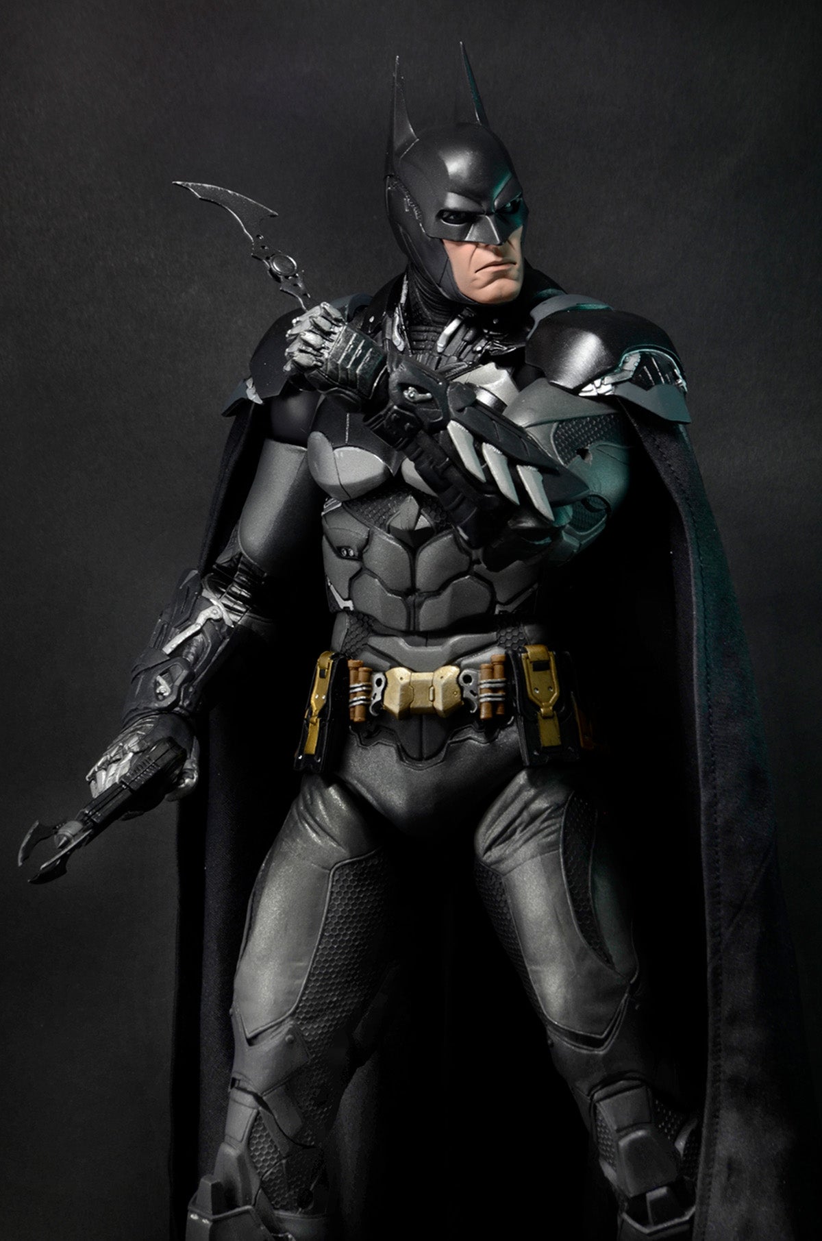 BATMAN ARKHAM KNIGHT BATMAN DC COMICS 1/4 SCALE ACTION FIGURE