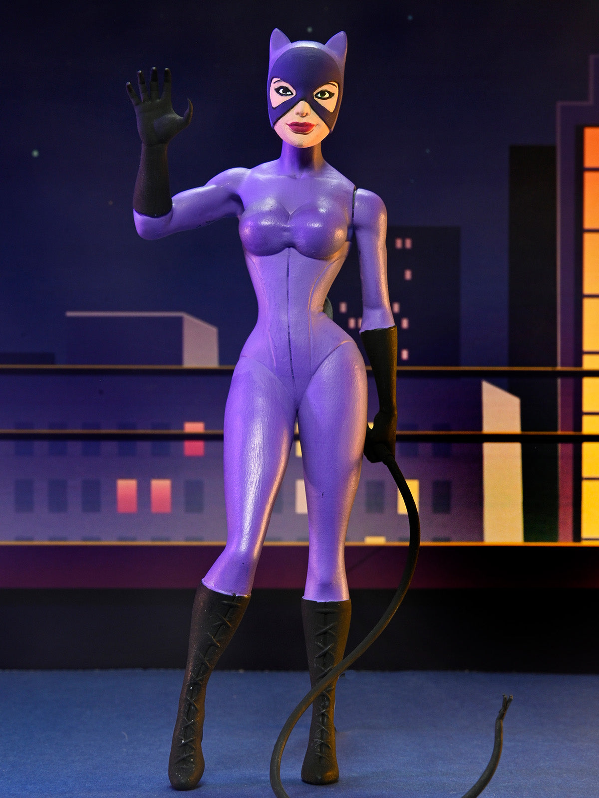 DC COMICS (CLASSIC COMICS) TOONY CATWOMAN IN PURPLE SUIT - 6" SCALE ACTION FIGURE