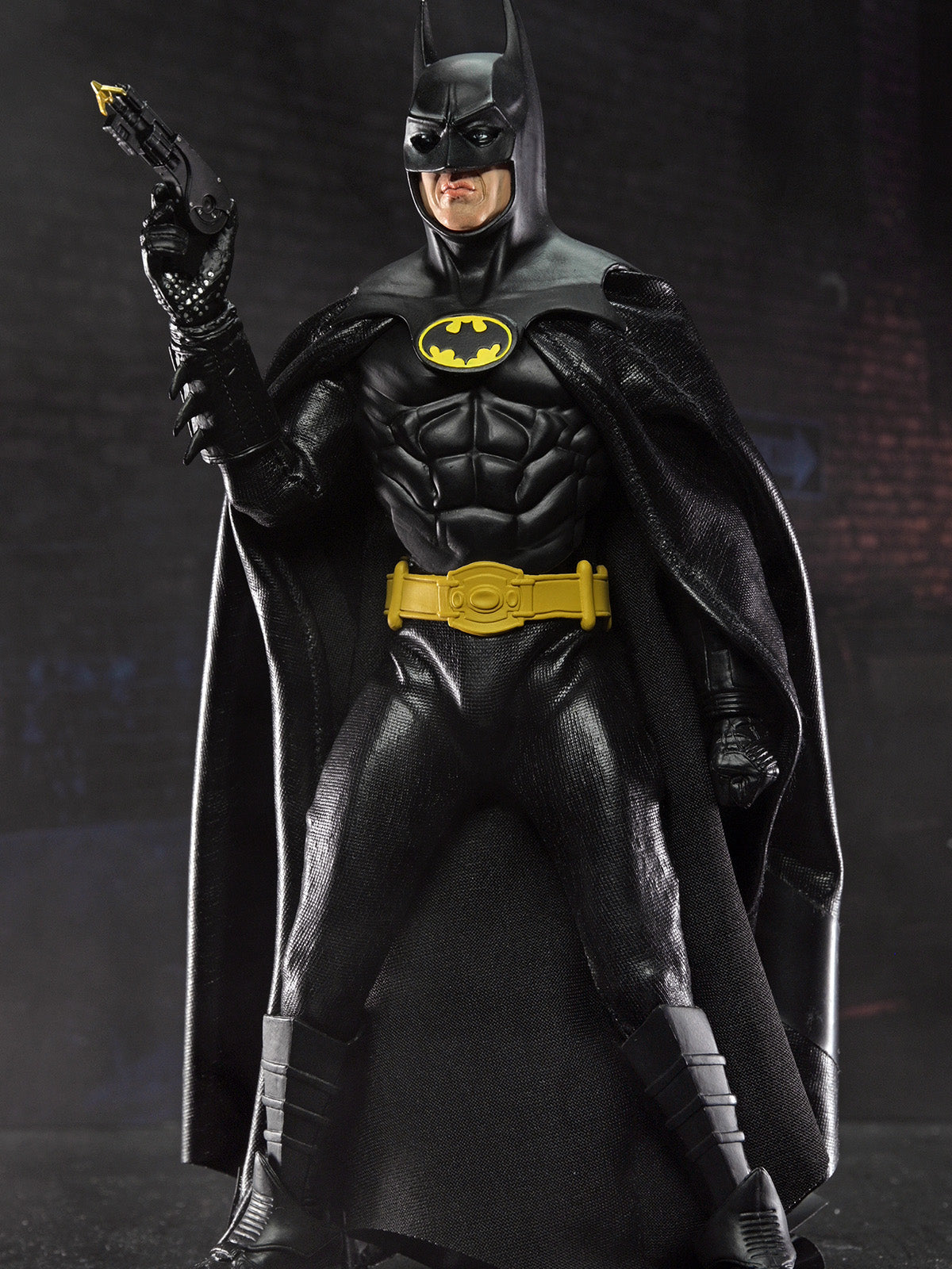 DC COMICS BATMAN (1989 FILM) - 8" SCALE CLOTHED ACTION FIGURE - Packaging